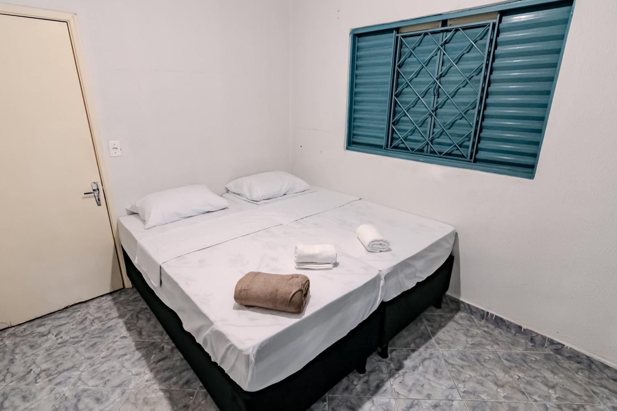 Pousada Roosevelt Quarto 03 - Pousada Central Prox Rodoviaria E Dist Industrial Ξενοδοχείο Ουμπερλάντια Εξωτερικό φωτογραφία
